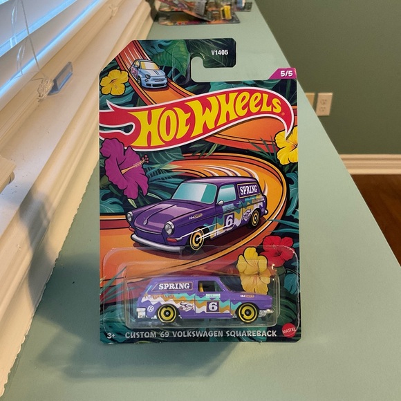 Hot Wheels Spring 2024 Mix Collection - Set of 5 - Picture 9 of 12